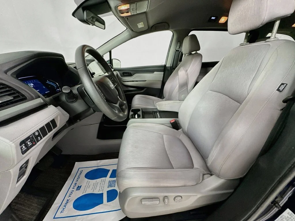 Used 2022 Obsidian Blue Pearl Honda EX image 25
