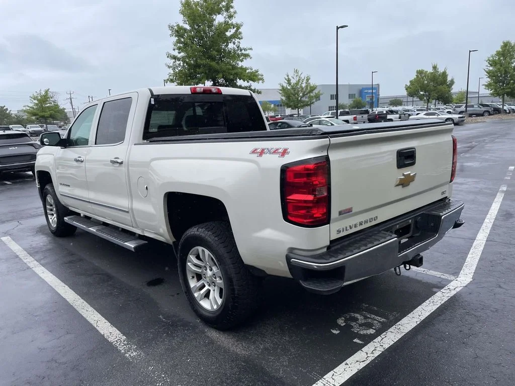 Used 2015 White Diamond Tricoat Chevrolet LTZ image 4