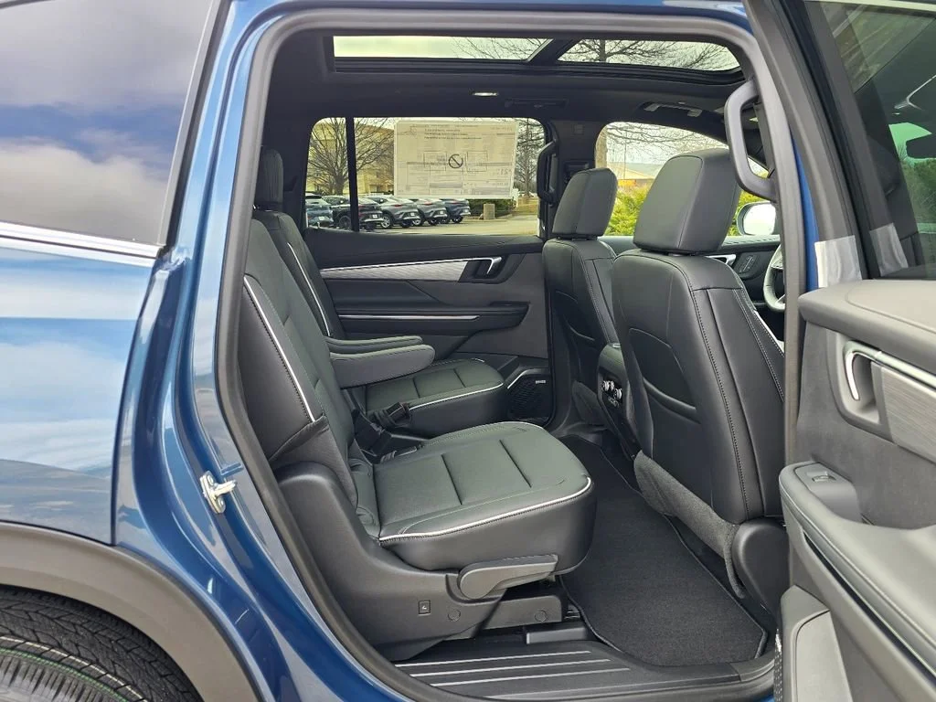 New 2026 Ocean Blue Metallic Buick Preferred image 38