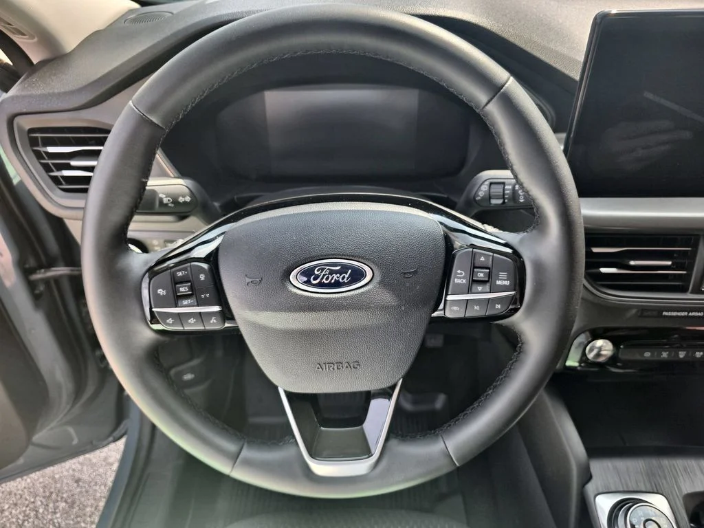 Used 2025 Blue Ford Base image 11