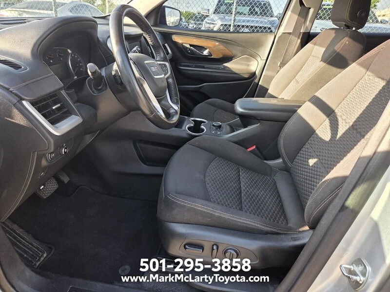 Used 2020 Quicksilver Metallic GMC SLE image 5