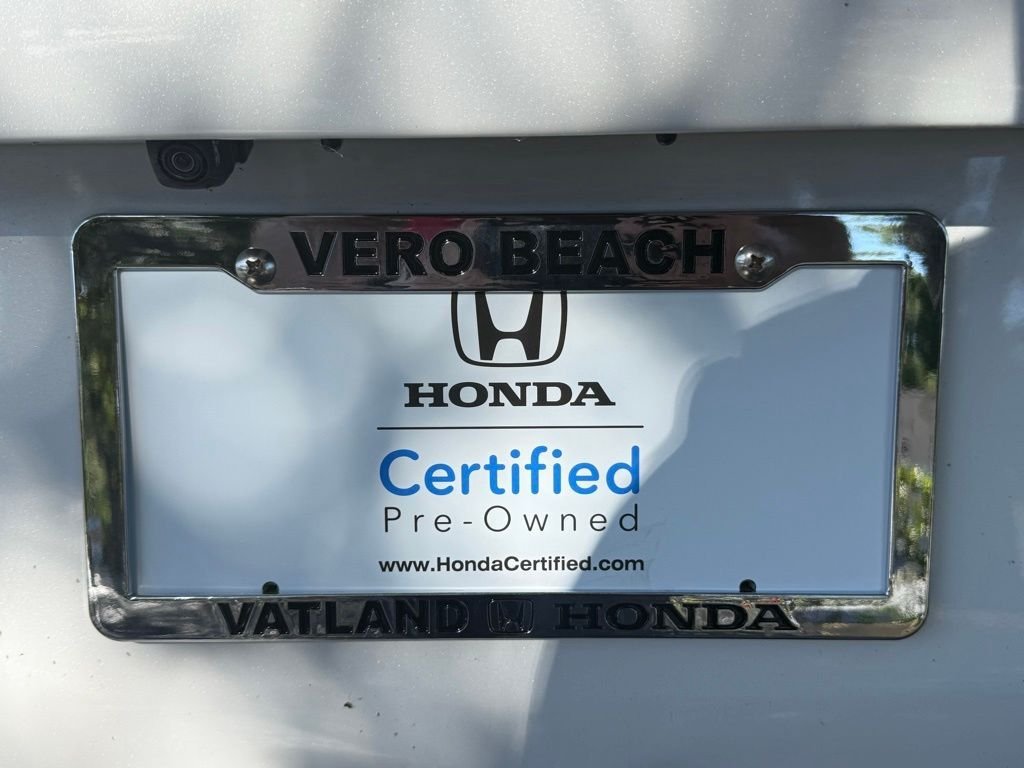Used 2021 White Honda EX image 32