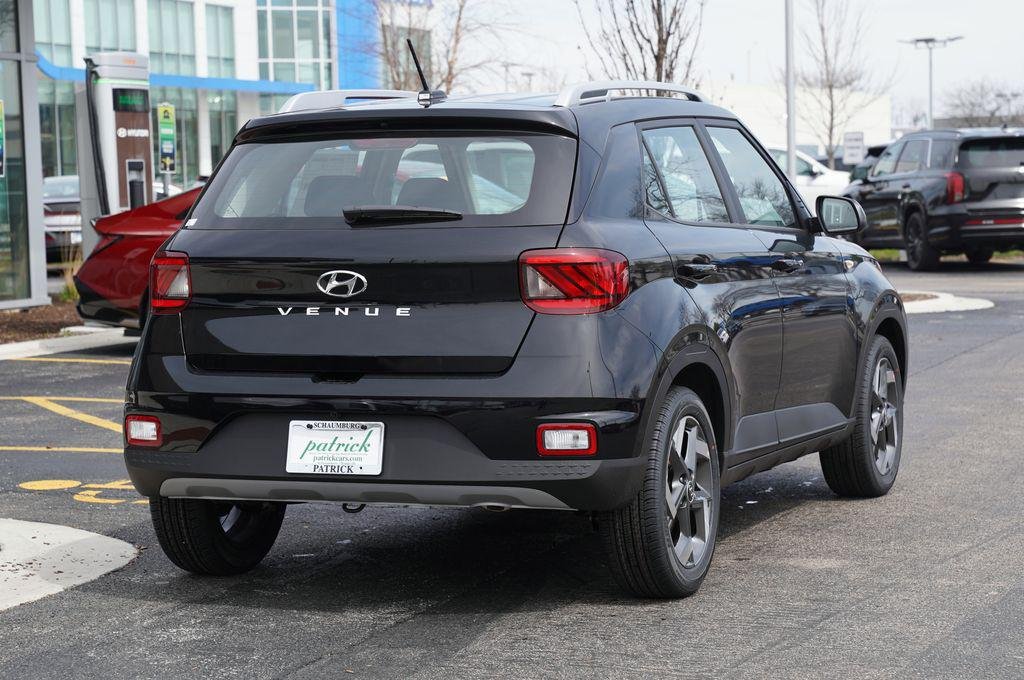 New 2026 Onyx Black Hyundai SEL image 4