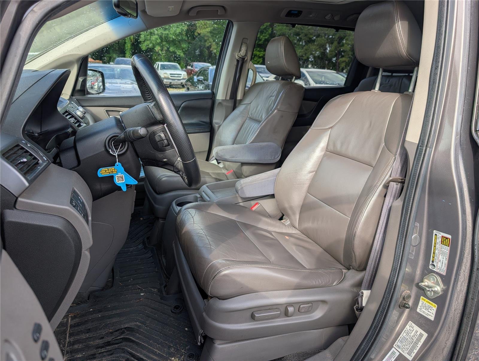 Pre-Owned 2012 Honda Odyssey Touring 4 Door in Hattiesburg