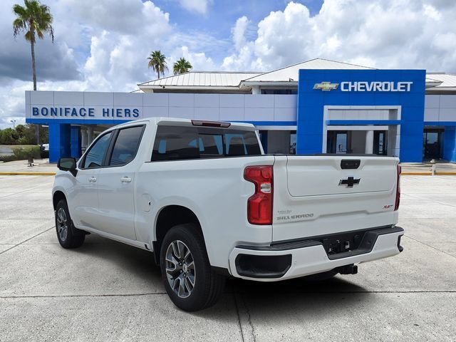 New 2026 Summit White Chevrolet RST image 3