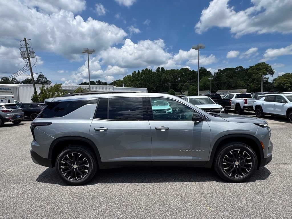 2026 Chevrolet Traverse LT - Photo 6