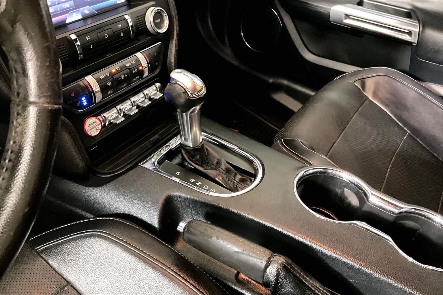 Used 2015 Oxford White Ford EcoBoost Premium image 14