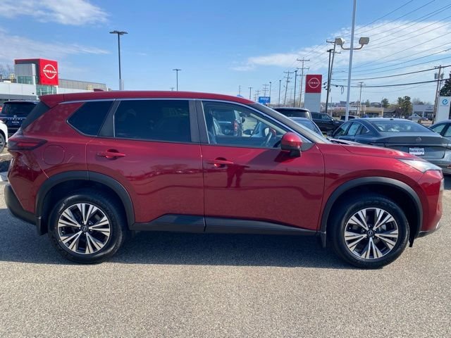 Used 2023 Red Nissan SV image 29