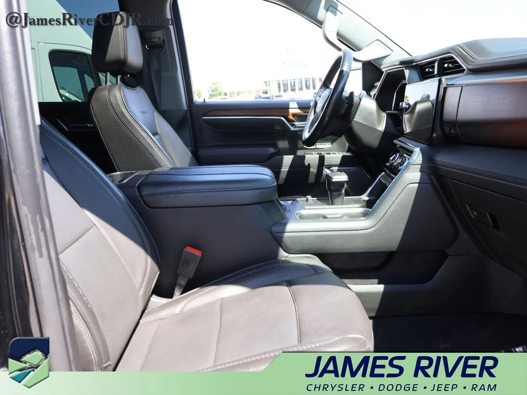 Used 2023 Black GMC Denali image 9
