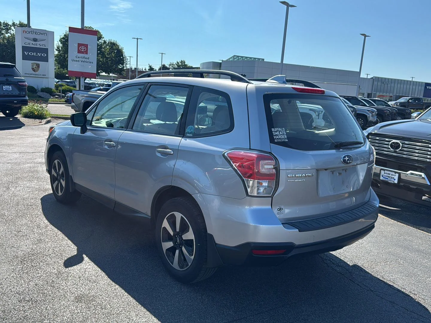Used 2018 Ice Silver Metallic Subaru 2.5i image 4