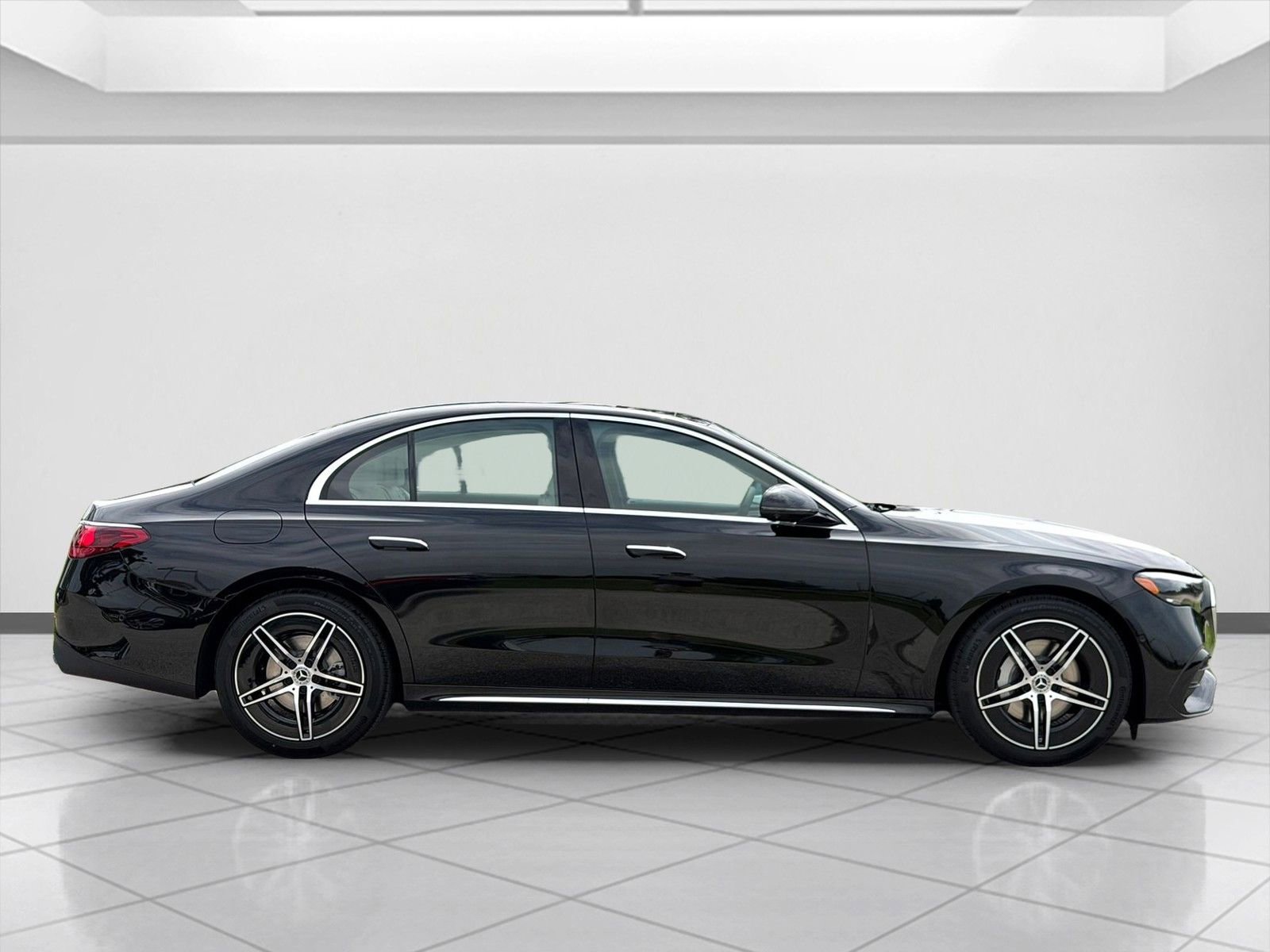 New 2026 Black Mercedes-Benz E 350 image 23
