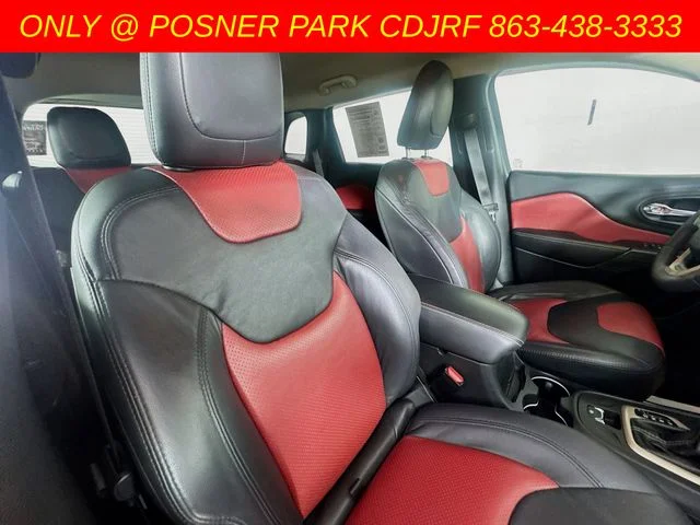 Used 2014 Red Jeep Latitude image 27