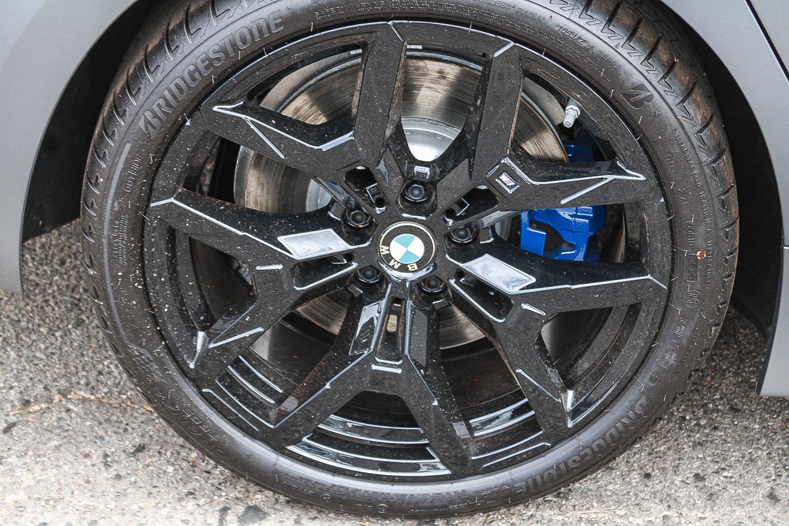 New 2026 Frozen Pure Grey Metallic BMW 330i NA image 11