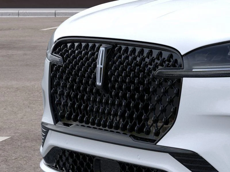 New 2026 Pristine White Metallic Tri-Coat Lincoln Reserve® image 17