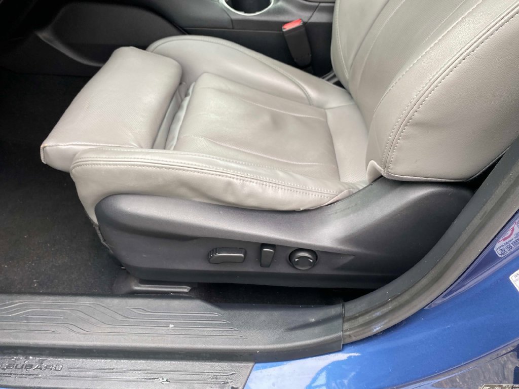 Used 2020 Blue Subaru Limited image 22