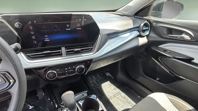Used 2025 Black Chevrolet LT image 24