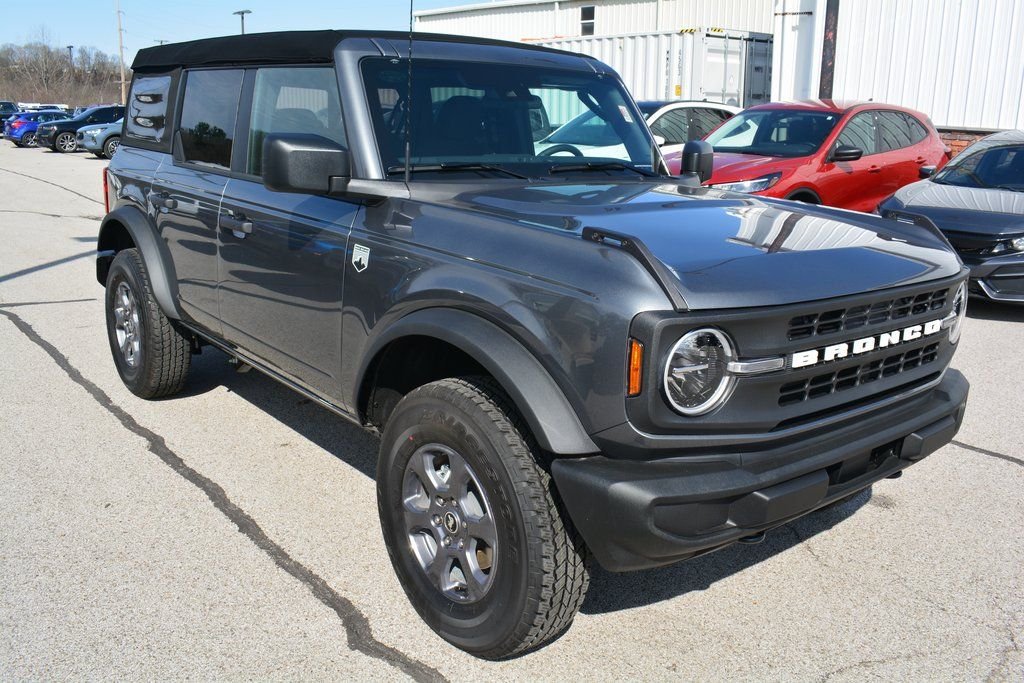 New 2026 Carbonized Gray Metallic Ford Big Bend® image 2