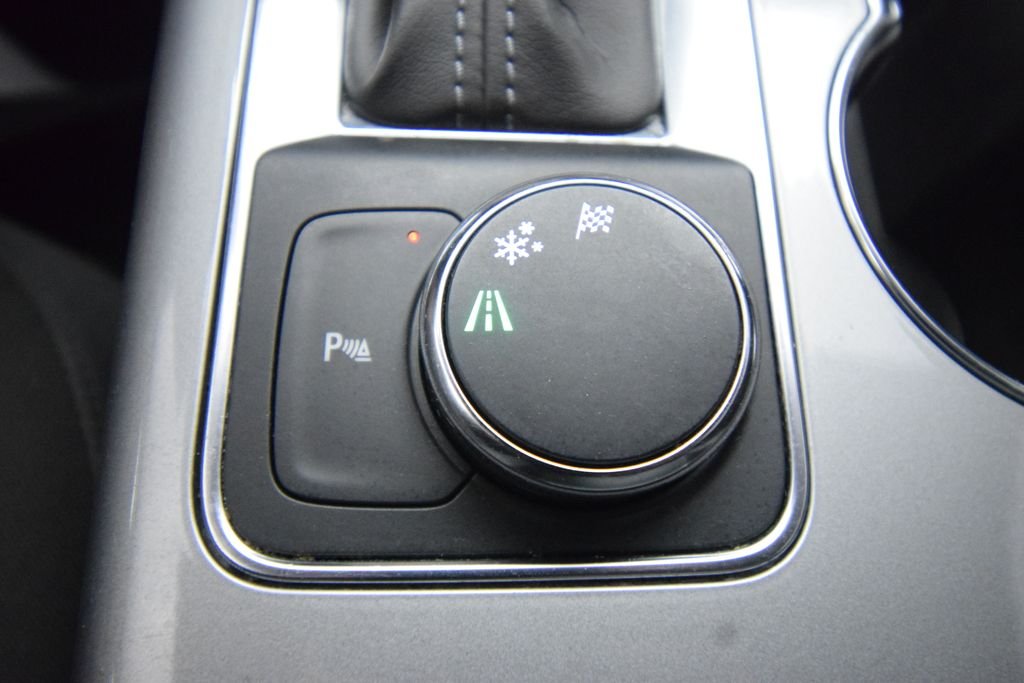Used 2019 Black Chevrolet Base image 27