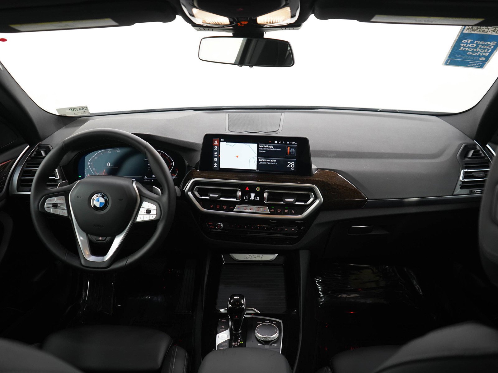 Used 2023 White BMW xDrive30i image 13