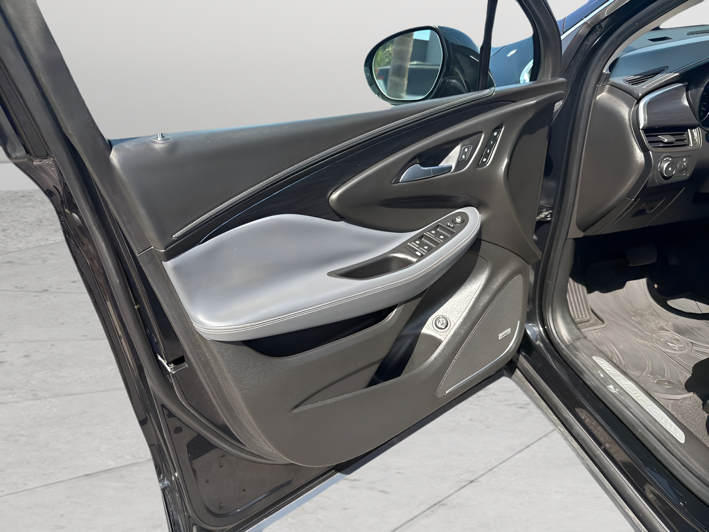 Used 2020 Black Buick Premium I image 13