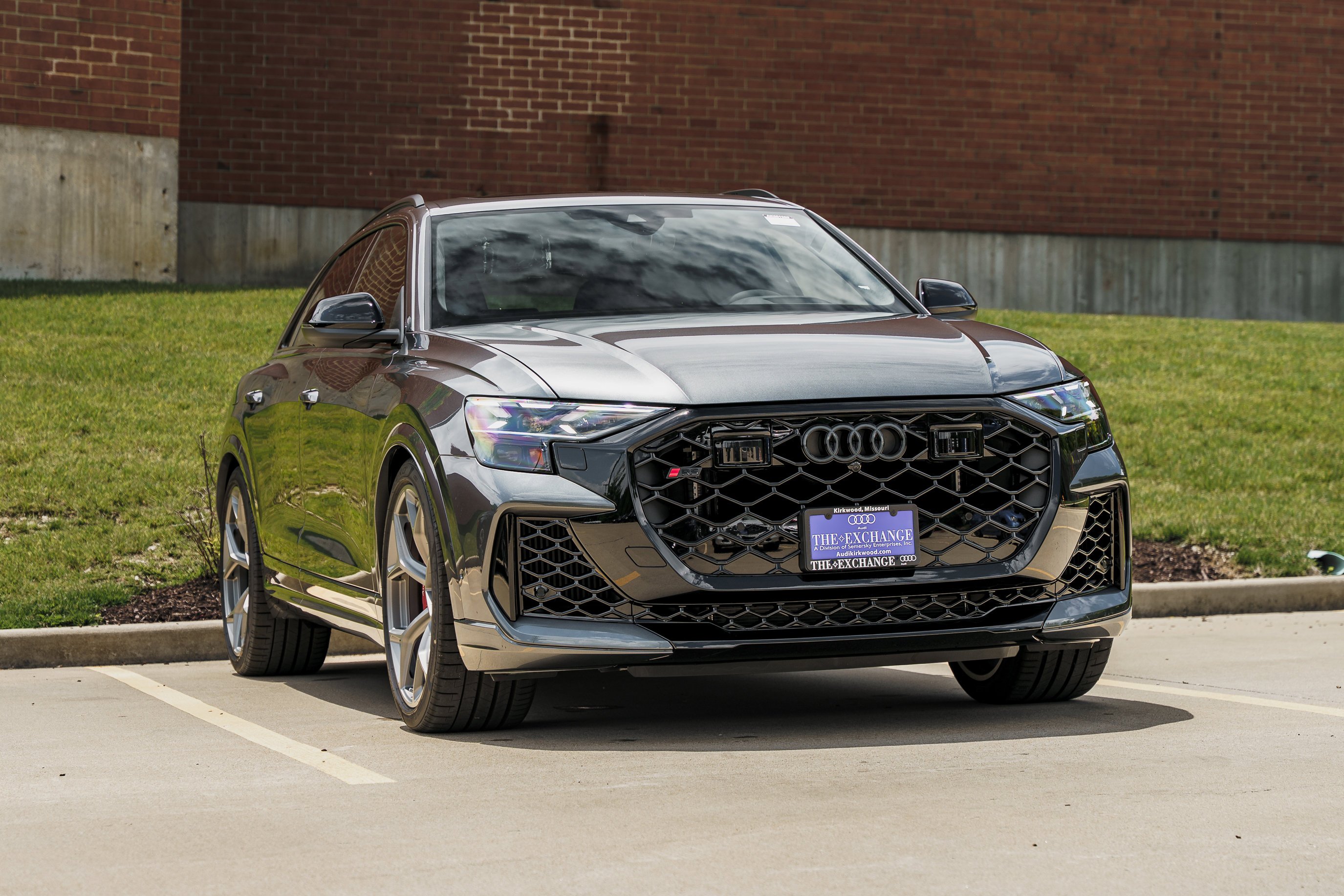 2026 Audi RS Q8 -'s photo
