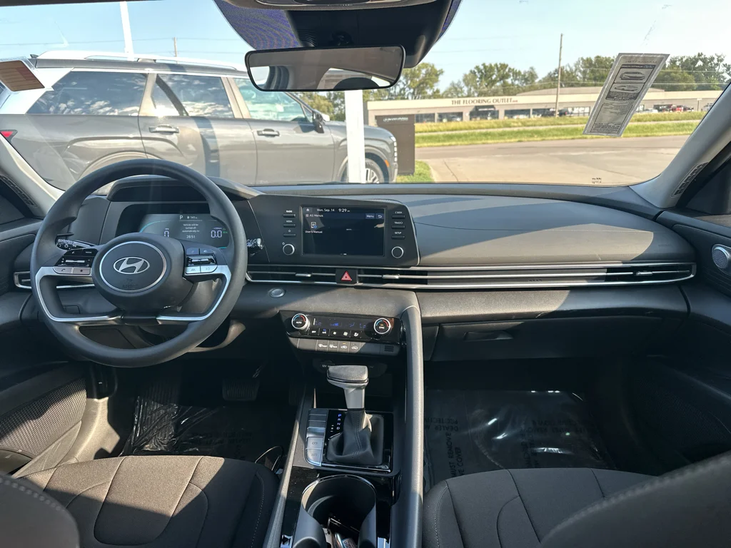 New 2026 Serenity White Hyundai Blue image 3