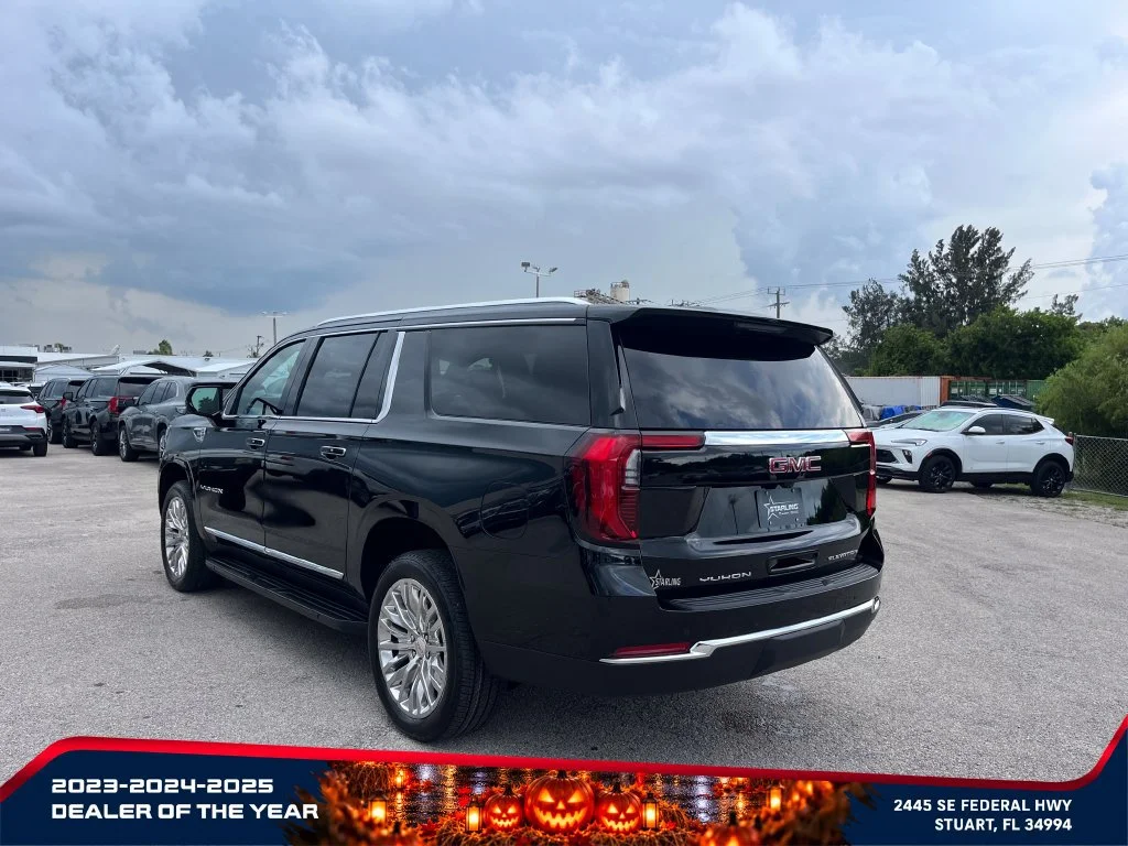 New 2026 Onyx Black GMC Elevation image 5