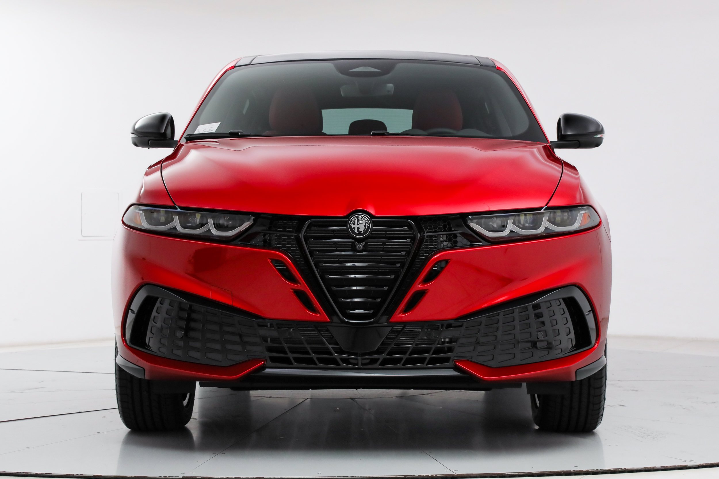 New 2026 Rosso Brera (Red) Exterior Paint Alfa Romeo Sprint image 8