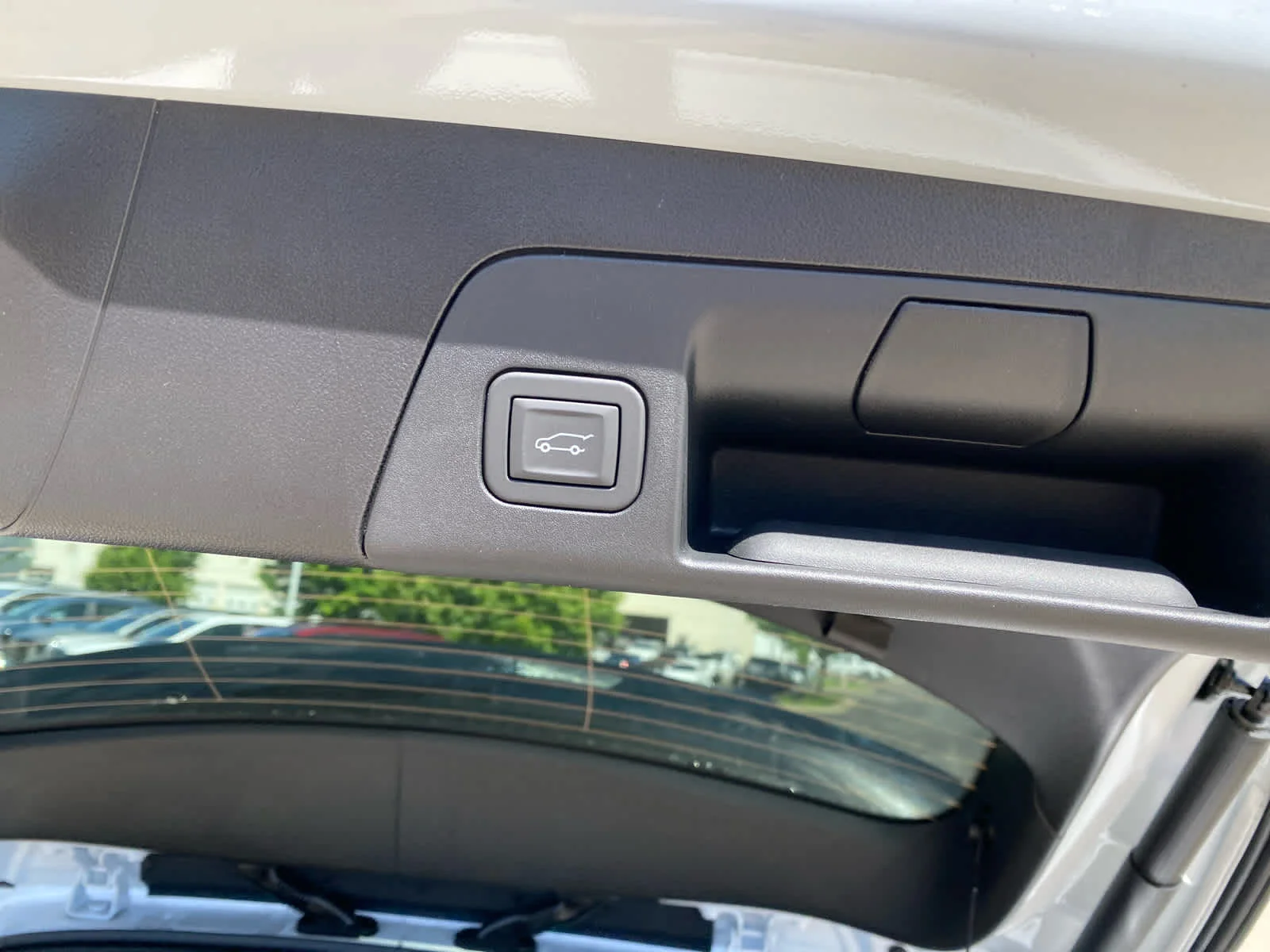 New 2026 Summit White Buick Sport Touring image 24