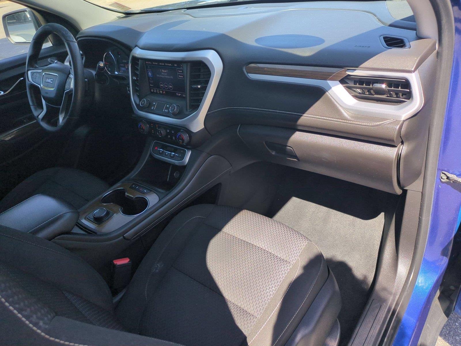 Used 2023 Ultra Blue Metallic GMC SLE image 37