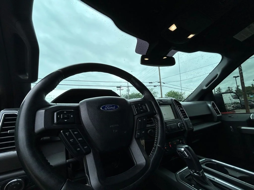 Used 2019 Black Ford XLT image 16