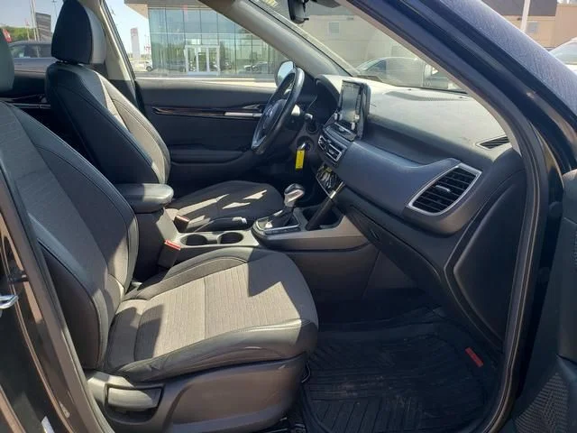 Used 2021 Black Kia S image 16