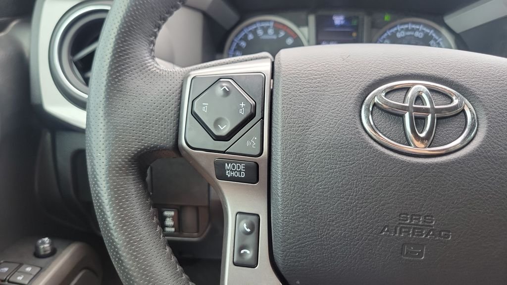 Certified Used 2022 Green Toyota Limited image 32
