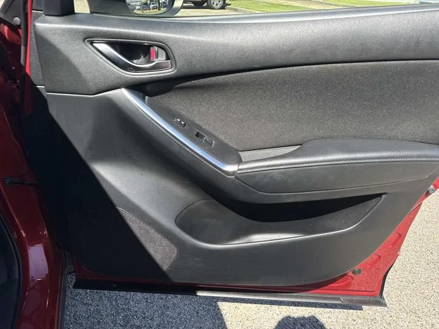 Used 2016 Soul Red Metallic Mazda Touring image 31