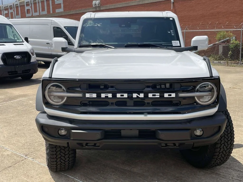 New 2026 Oxford White Ford Outer Banks image 8