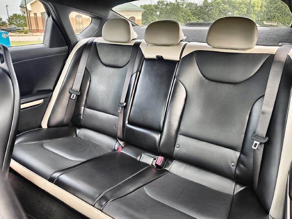 Used 2025 Black Kia GT-Line image 25