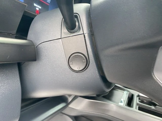 Used 2023 Silver Ford Lariat image 19