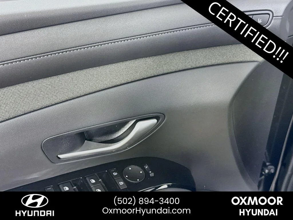 Used 2025 Phantom Black Hyundai Limited image 18