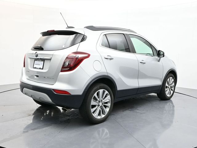 Used 2019 Silver Buick Preferred image 9