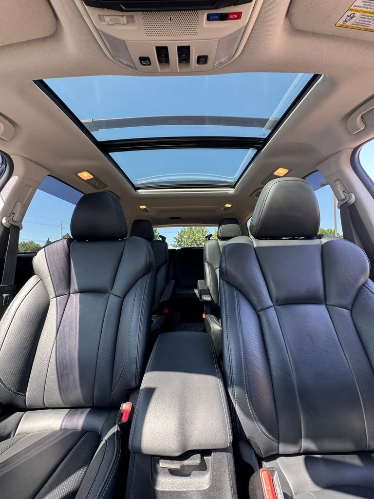 Used 2022 Silver Subaru Limited image 24