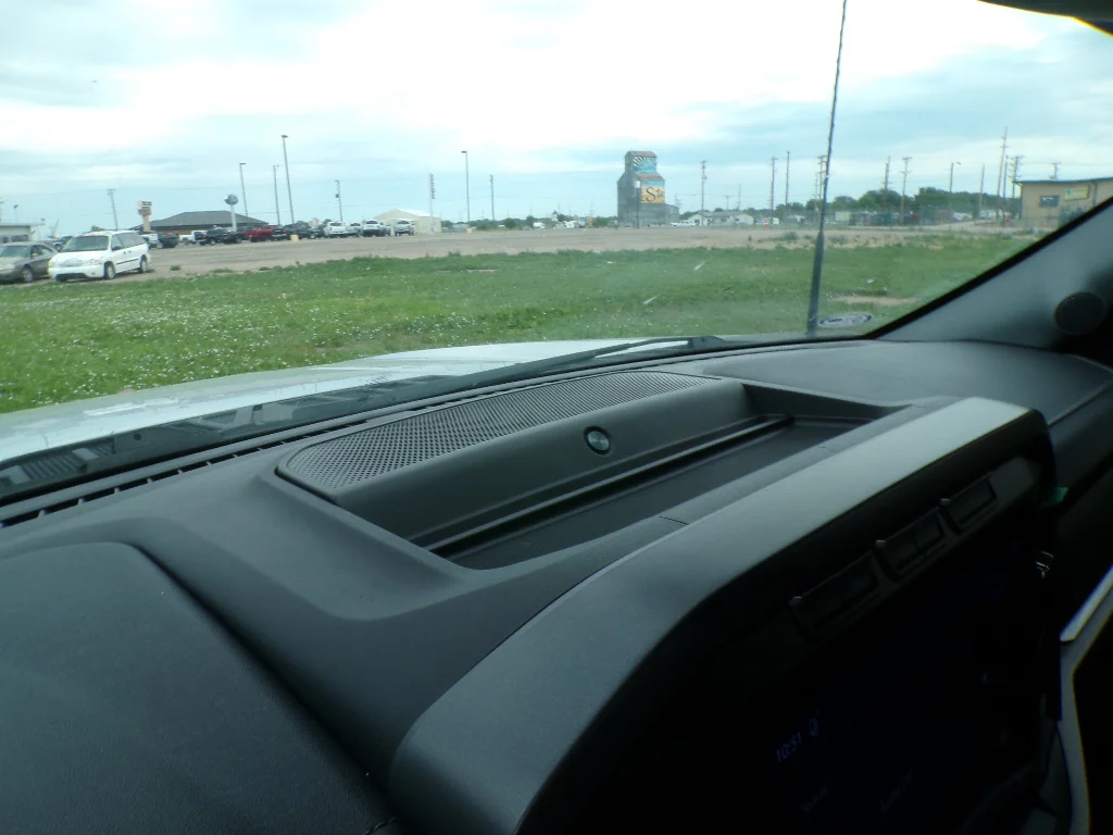 Used 2021 Space White Metallic Ford LARIAT image 31