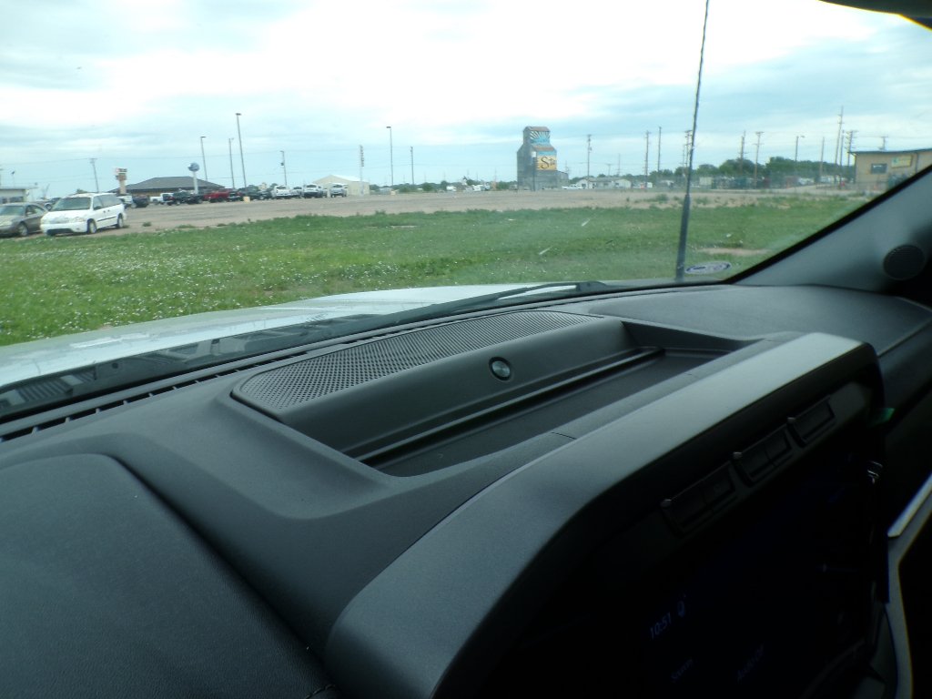 Used 2021 Space White Metallic Ford LARIAT image 39