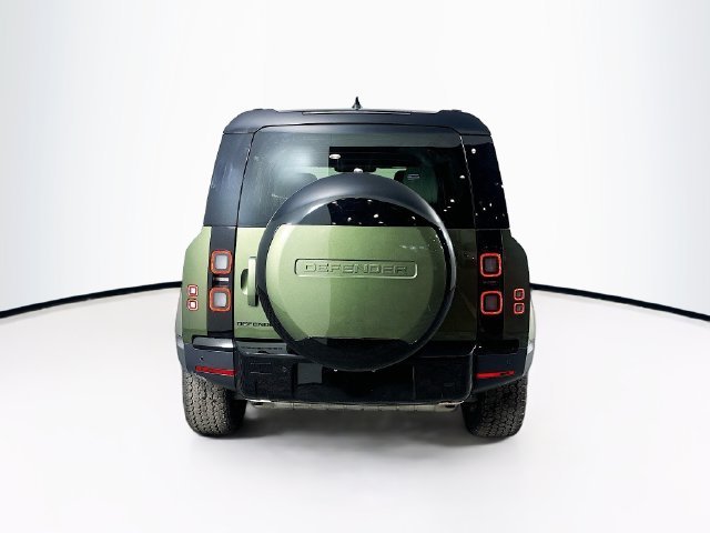 Used 2026 Green Land Rover S image 6