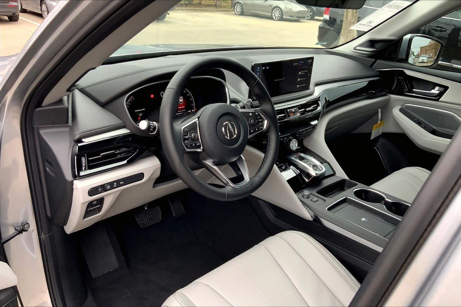 New 2026 Solar Silver Metallic Acura w/Technology Package image 10