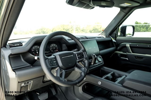 New 2026 Woolstone Green Metallic Land Rover S image 2