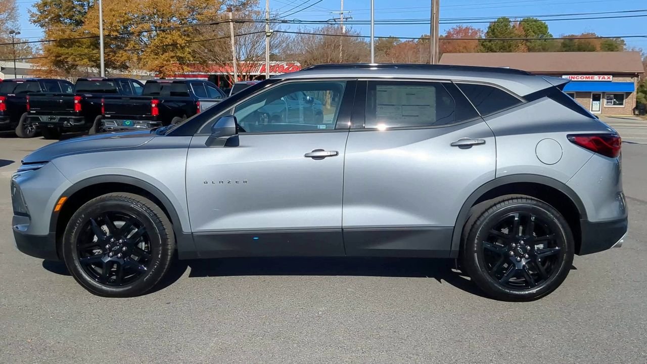 New 2026 Sterling Gray Metallic Chevrolet 2LT image 33