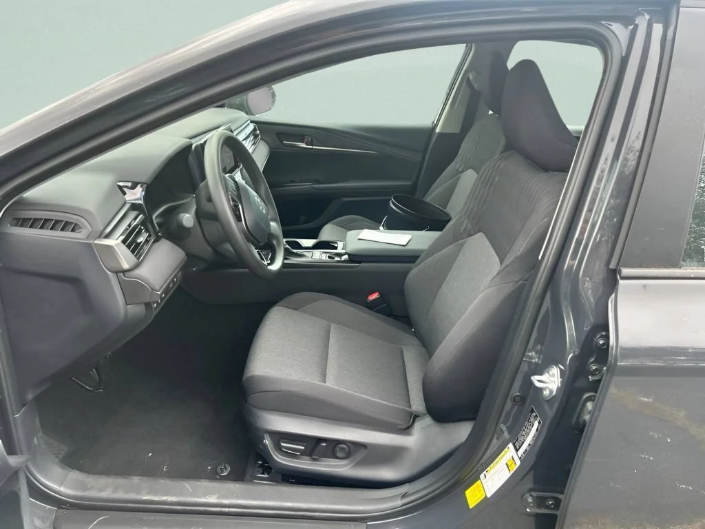 Used 2026 Underground Toyota LE image 16