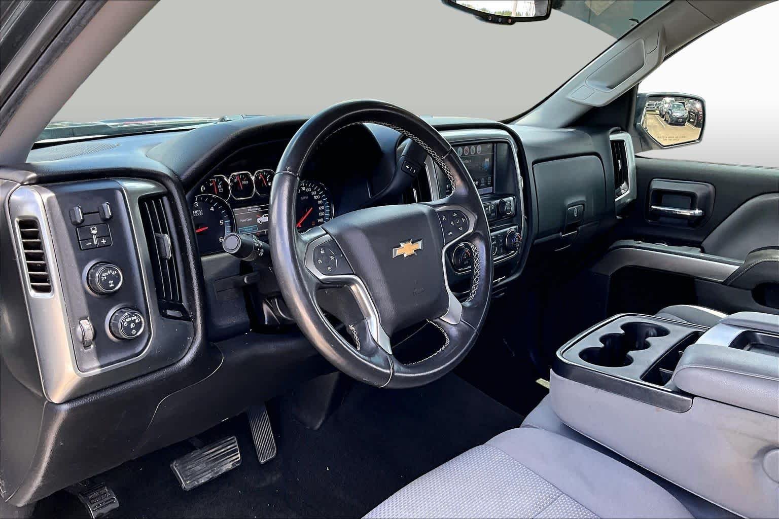 Used 2017 Graphite Metallic Chevrolet LT image 15