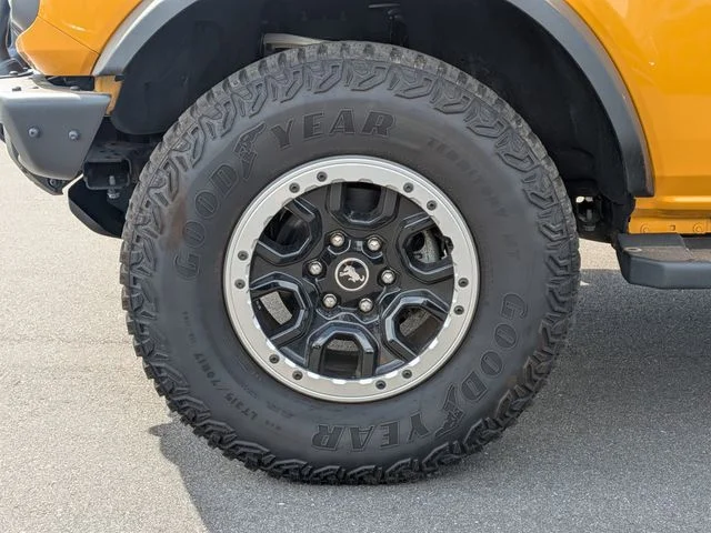 Used 2022 Orange Ford Badlands image 10