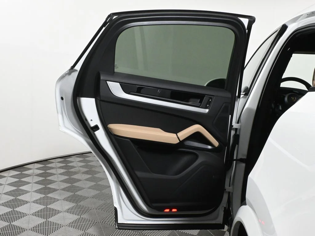 Certified Used 2026 White Porsche  image 36